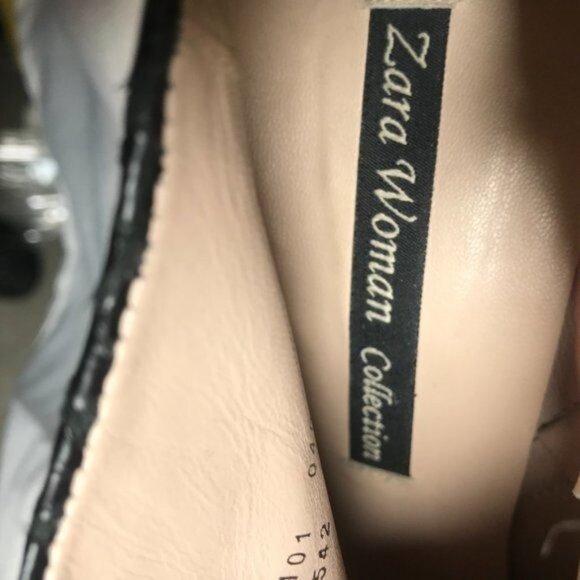 Zara Woman Collection Black Snakeskin Ankle Heel Leather Boots Sz 39 / 8 - Picture 7 of 8